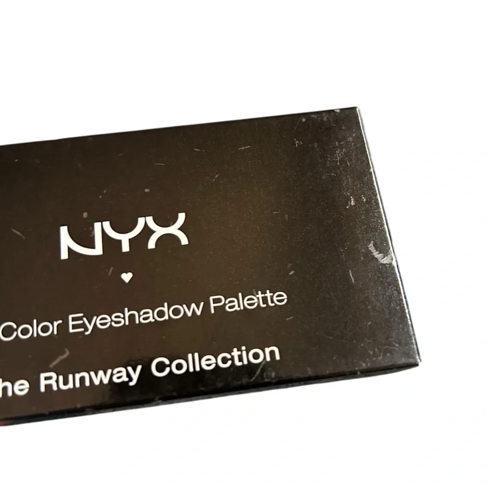 NYX Runway Collection 10 Color Eyeshadow Palette 09 Haute Model Discontinued NWT